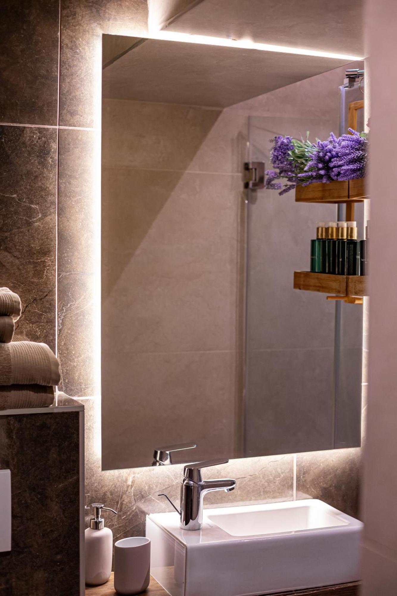 Venus Apartment With Jacuzzi And Sauna - City Center Belgrado Buitenkant foto