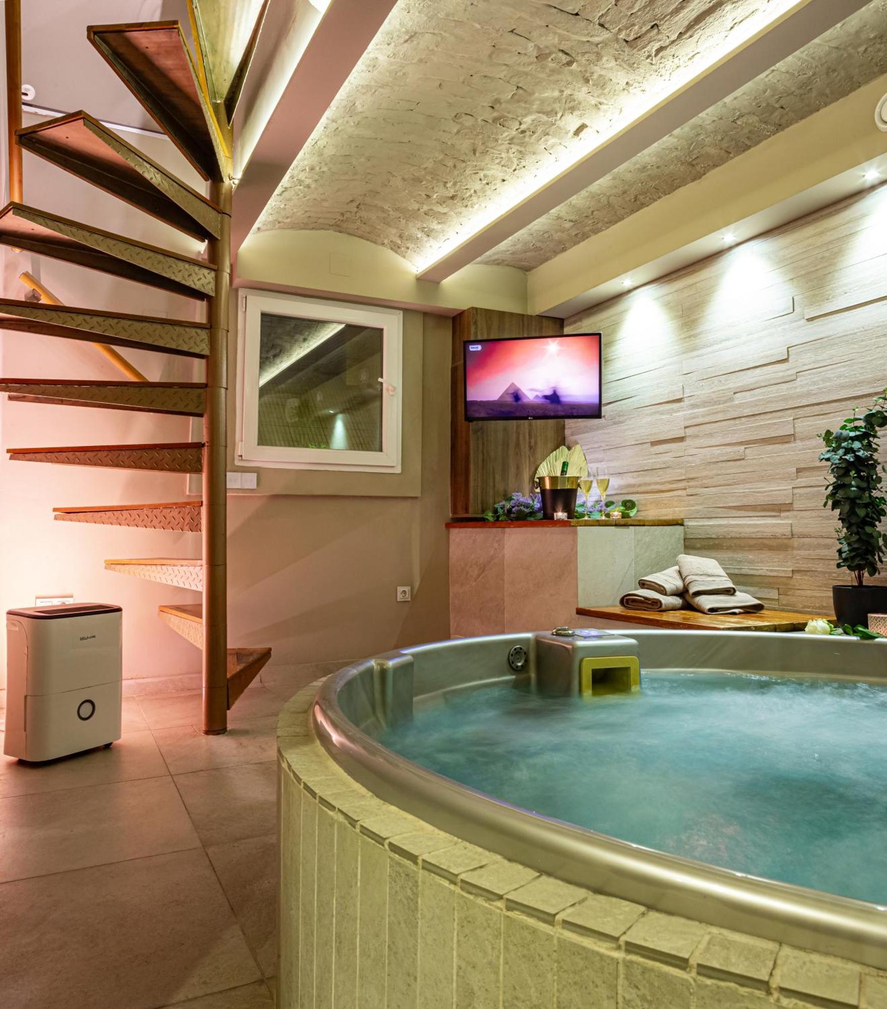 Venus Apartment With Jacuzzi And Sauna - City Center Belgrado Buitenkant foto