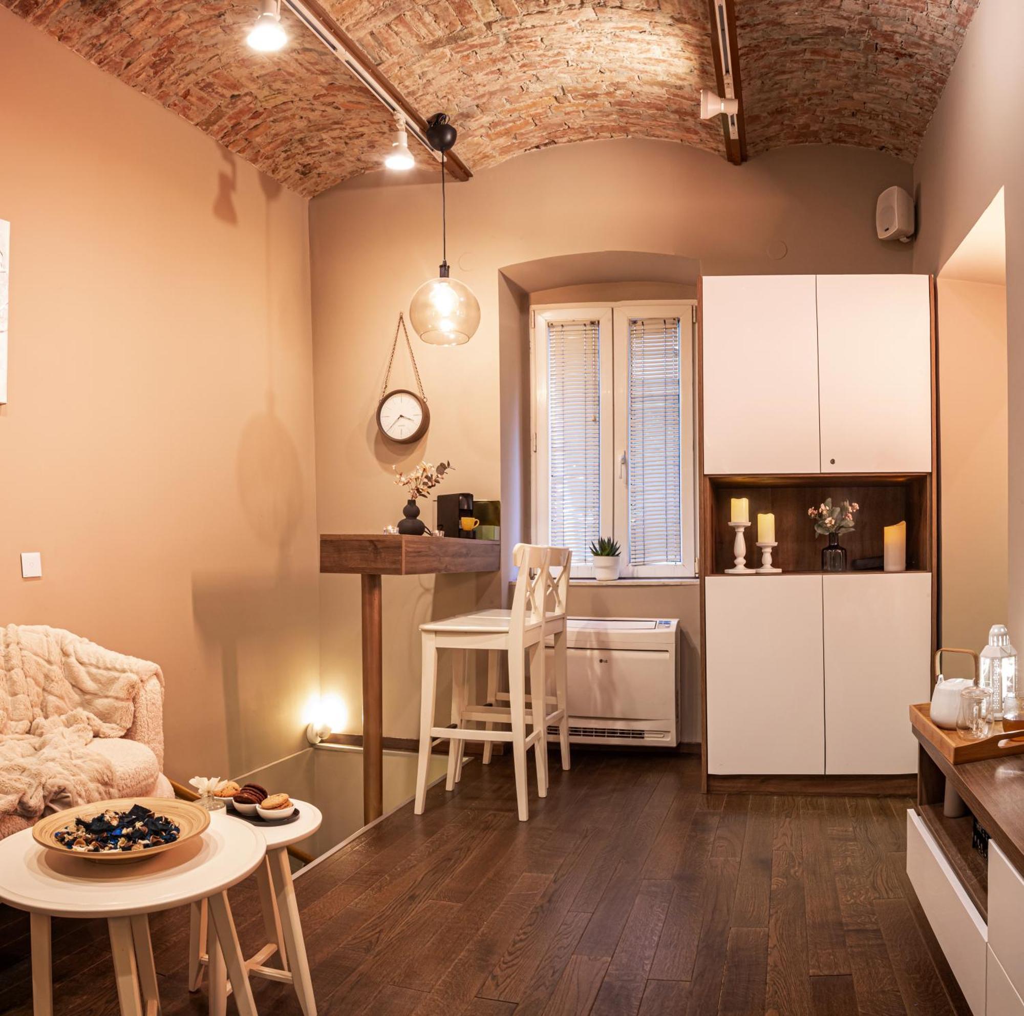 Venus Apartment With Jacuzzi And Sauna - City Center Belgrado Buitenkant foto